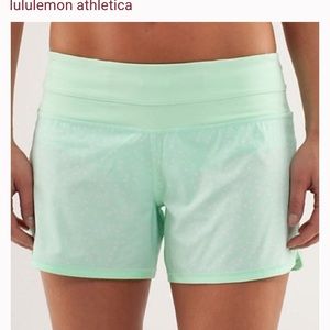 Lululemon Running Shorts - Size 2 (XXS)